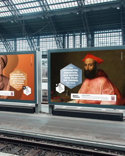 Plakatserie und Straßenbahnen werben für den Wissenschaftsstandort